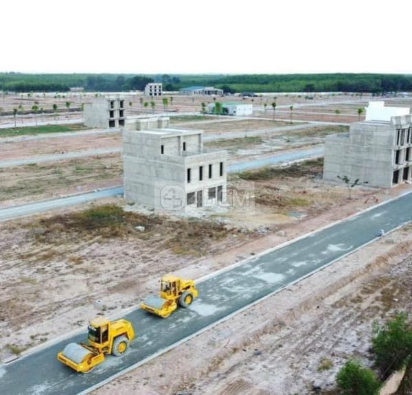 Cần bán đất sổ hồng mặt tiền dt741 đối diện khu công nghiệp Tân Bình - Đất đai 1