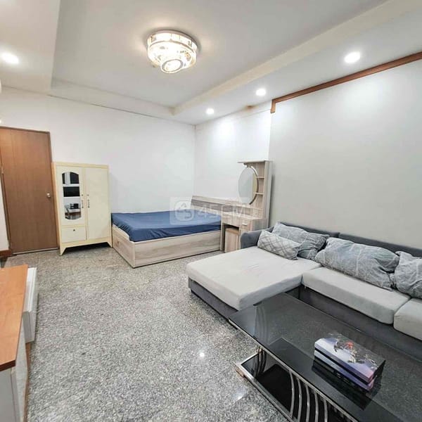 Cho thuê 1 phòng 20m2 trong căn hộ cao câp 3pn, chung cư Phú Hoàng Anh - Căn hộ 4