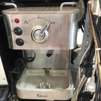 gustino máy pha cafe thiếu đồ pass cho thợ về dọn - Máy pha cà phê