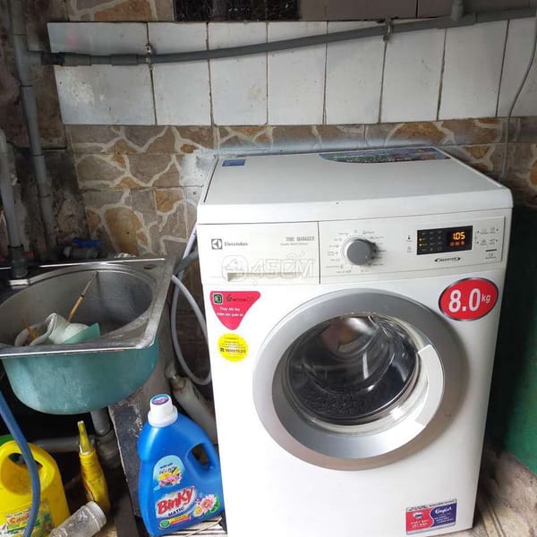 Bếp từ, máy giặt Electrolux giặt êm sạch quần áo - Bếp từ 0