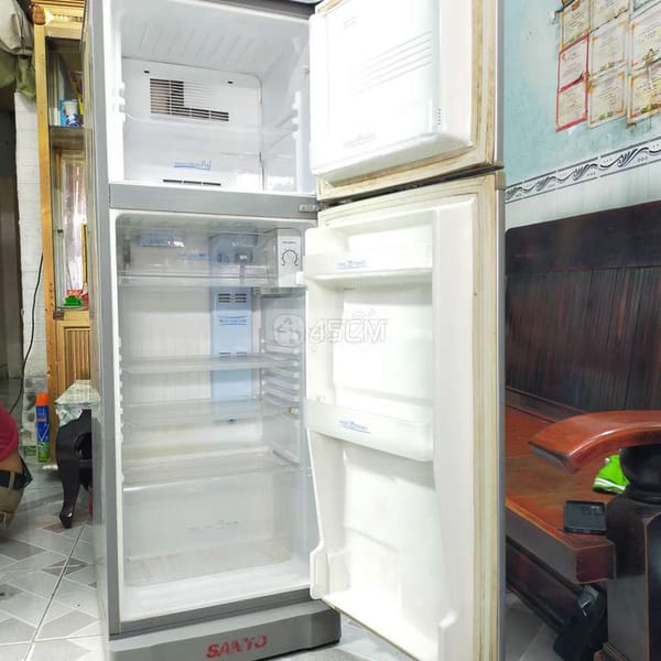 Bếp, tủ lạnh aqua 170l máy móc nguyên zin sạch sẽ - Bếp ga 0