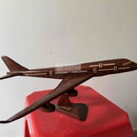 máy bay gỗ hàng công ty - Phụ kiện trang trí