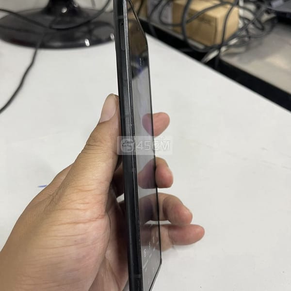 Bán SS Zflip 3 màu đen 8GB/256Gb - 95% - Galaxy Z Series 2