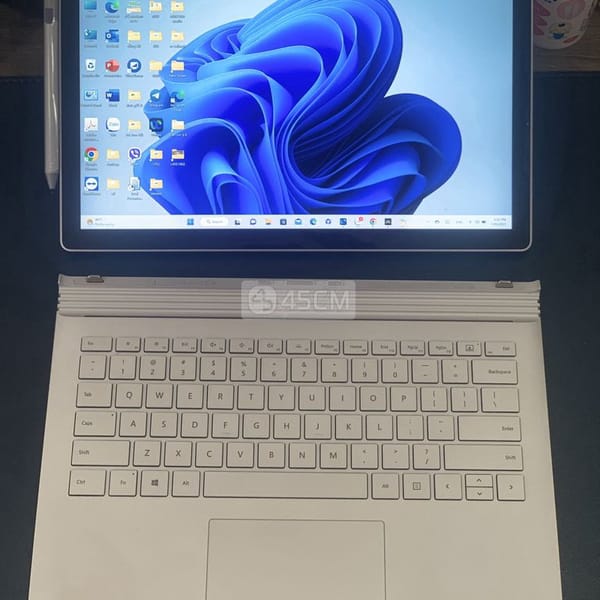 Cần lên đời laptop nên thanh lý Surface book 2 - Surface Book series 4