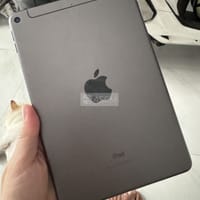 mini5 xám rất mới 64g và có Sim , IOS 15.4.1 - iPad Mini Series