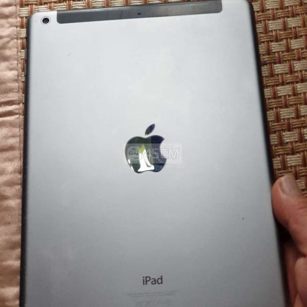 Có cây  ipad Air dùng mượt đẹp muốn bán cho ai cần - iPad Air Series 2