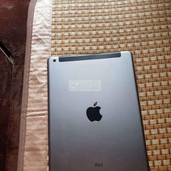 Có cây  ipad Air dùng mượt đẹp muốn bán cho ai cần - iPad Air Series 3