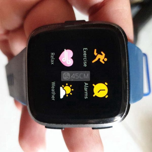 Đồng hồ Fitbit varse đẹp như hình - Fitbit 0