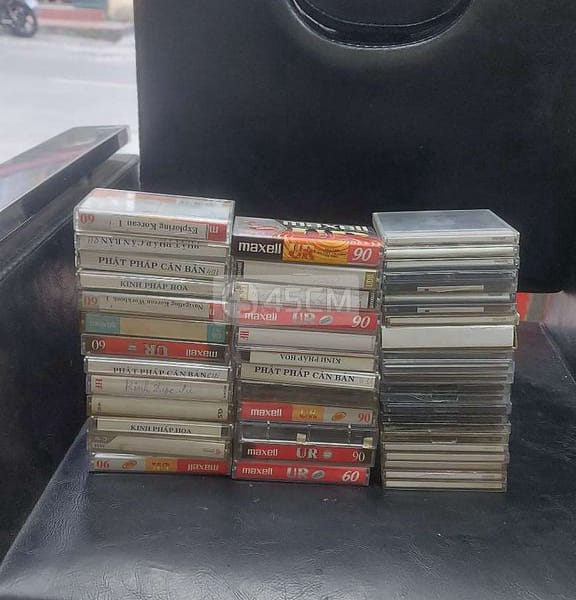 Thanh lý 25 băng casset và 25 đĩa mềm - Đồ điện tử 0