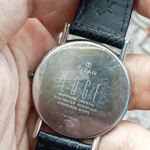 Đồng hồ Titan - Đồng hồ 4
