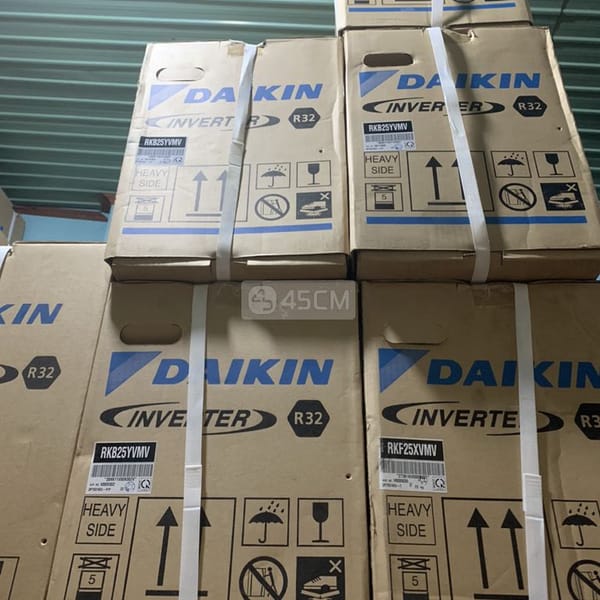 May lanh Daikin 1.0 HP FTKB25YVMV Inverter - Máy lạnh 2