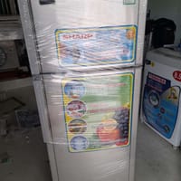 Tủ lạnh Sharp 185lít ngoại hình đẹp 80% - Tủ lạnh