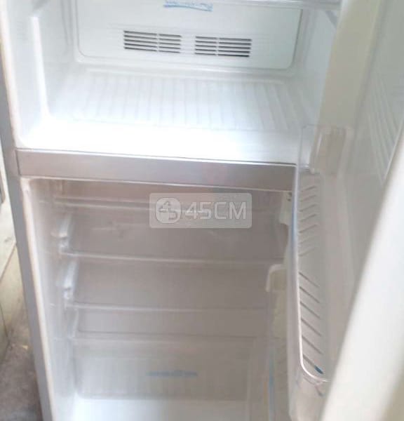 Thanh lý tủ lạnh 190 lít xài bình thường - Tủ lạnh 3
