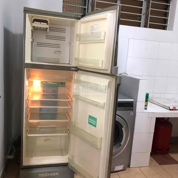 Bán cái tủ Lạnh 228Lít - Tủ lạnh 0