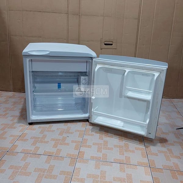 Tủ lạnh Aqua F508A3 nhỏ gọn 1 cửa, tiết kiệm điện. - Tủ lạnh 1