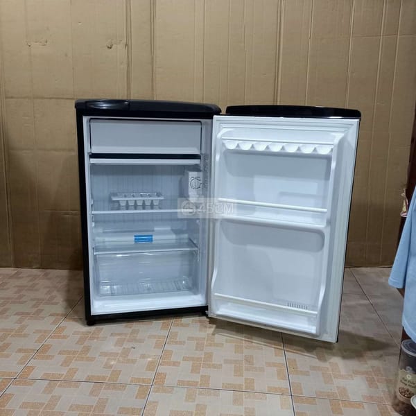 Tủ lạnh Aqua E992B9 đời mới, 1ngăn, tiết kiệm điện - Tủ lạnh 1