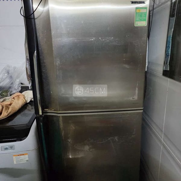 TỦ LẠNH TOSHIBA 226 LÍT - Tủ lạnh 2