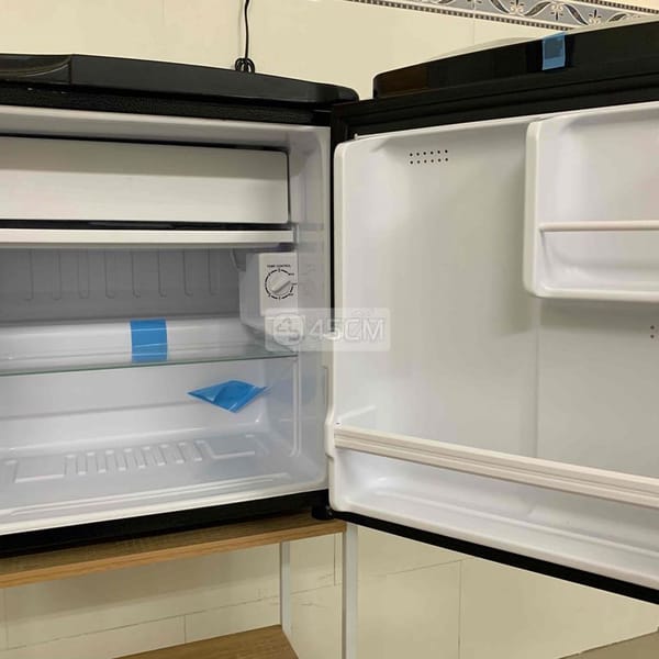 (NEW) Tủ lạnh Aqua 50 lít AQR-D59FA - Tủ lạnh 1