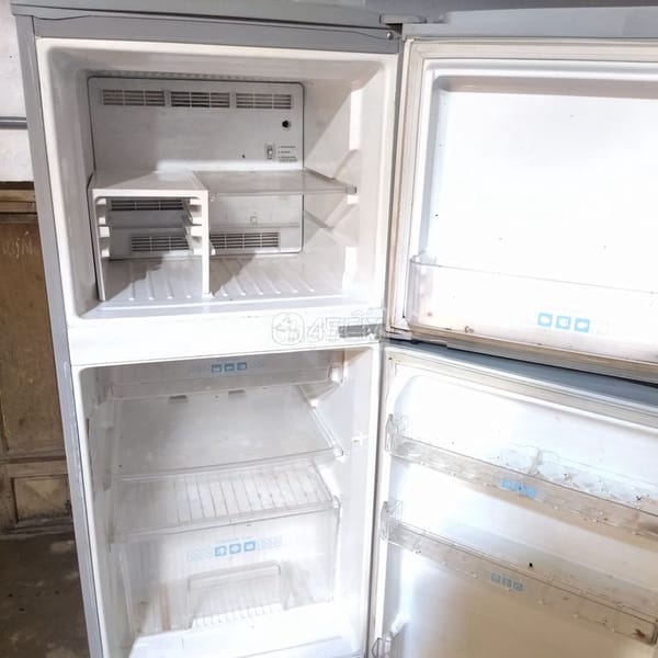 Bán tủ lạnh hỏng xả đông, làm lạnh tốt - Tủ lạnh 2