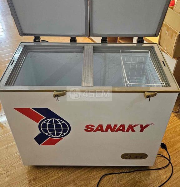 Nhượng tủ đông lạnh Sanaky VH-255A2 lớn còn mới - Tủ lạnh 1