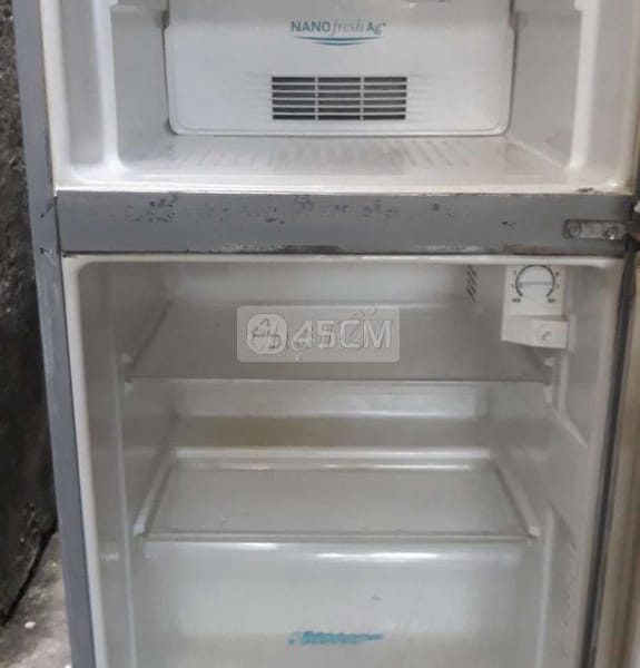 Chiếc tủ lạnh hiệu Sanyo tủ không đóng tuyết 120 - Tủ lạnh 3