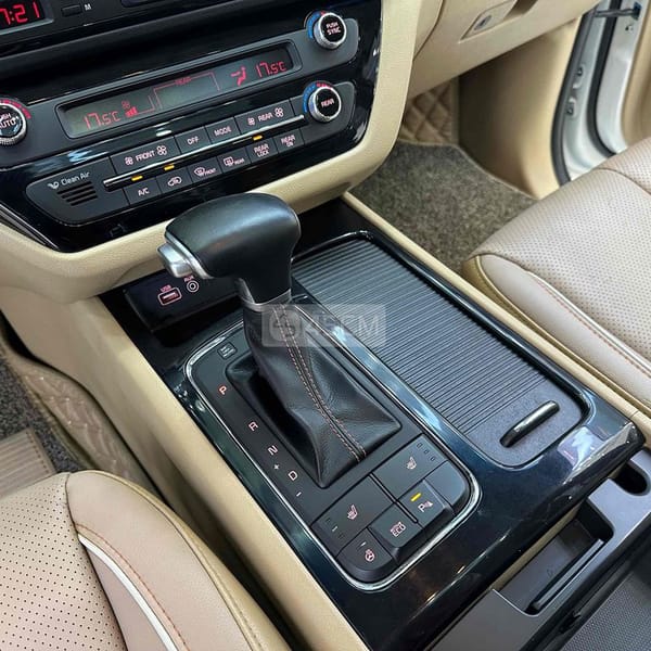 Kia Sedona 2.2l DATH (full dầu) 2018 xe đẹp - Other KIA Models 8