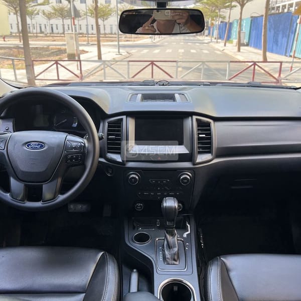 ✅Ford Everest Ambiente 2.0AT 4*2 sx 2019 nhập Thái - FORD Everest 13