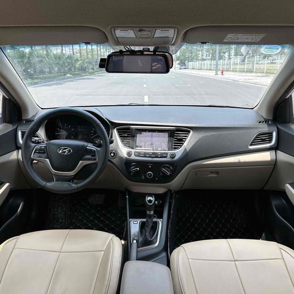 Hyundai Accent 1.4 AT 2019 đăng ký 2020 rất mới - HYUNDAI Accent Sedan 11