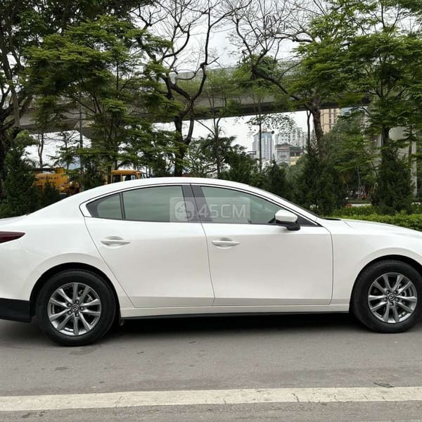 Mazda 3 sx 2023 màu trắng mới 99% hiếm có - MAZDA 3 / Axela Sedan 2