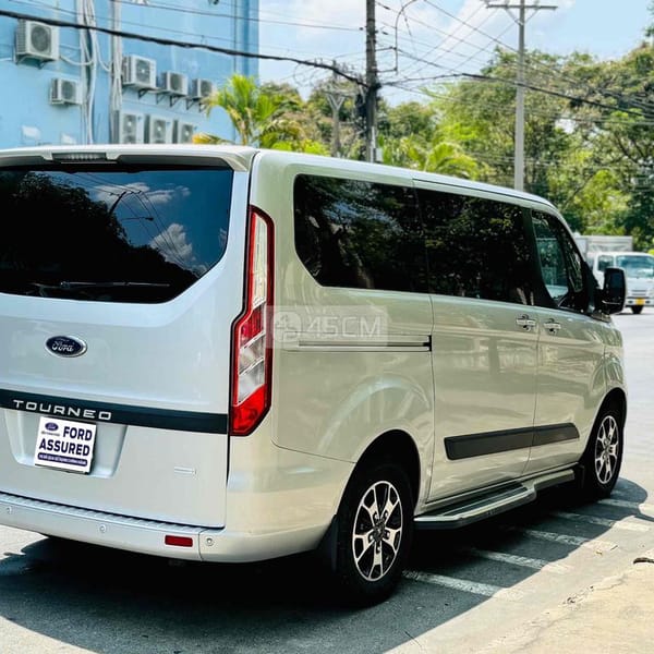 Ford Tourneo 2019 AT, Xe Đẹp Rộng Rãi - FORD Tourneo 6