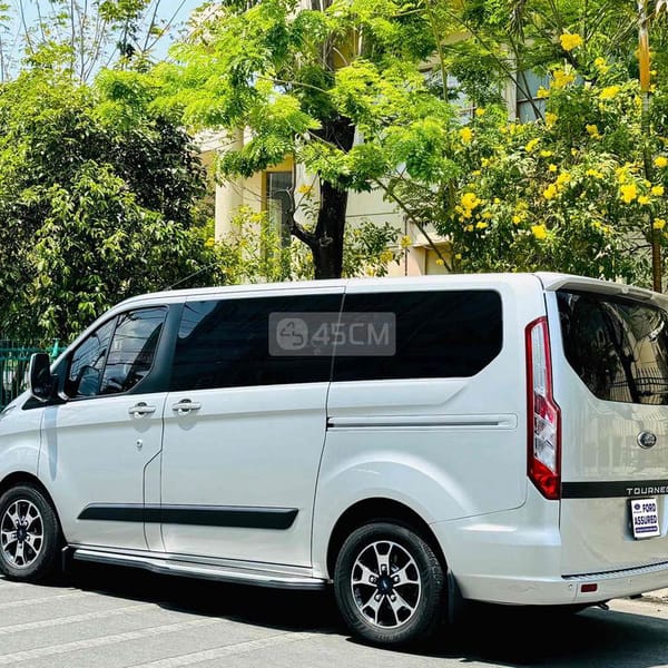 Ford Tourneo 2019 AT, Xe Đẹp Rộng Rãi - FORD Tourneo 3