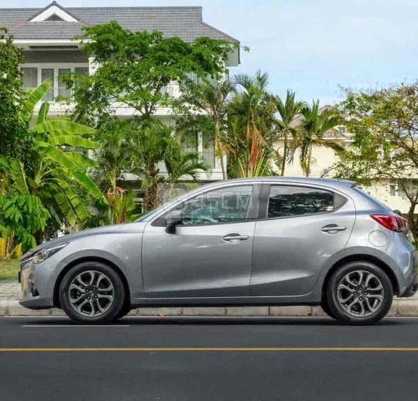 Mazda 2 2015 hatchback số tự động nhập thái lan m - Xe ô tô 4