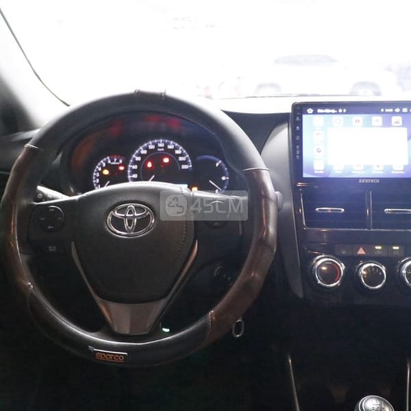 Toyota Vios 1.5 MT, bản E Đỏ 2023 - TOYOTA Vios 4
