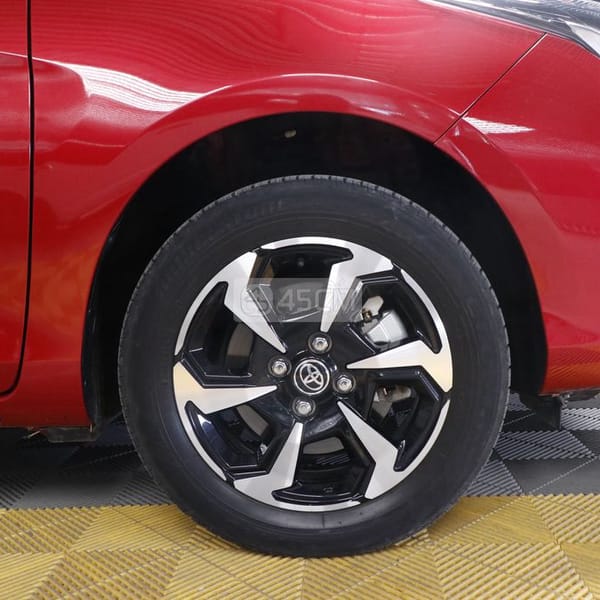 Toyota Vios 1.5 MT, bản E Đỏ 2023 - TOYOTA Vios 15