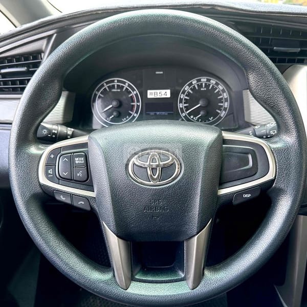 Toyota Innova 2018 số sàn cá nhân sử dụng - TOYOTA Innova 11