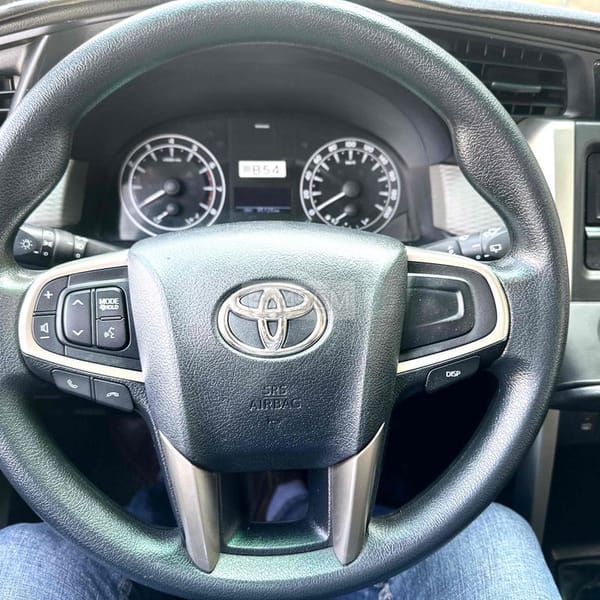 Toyota Innova 2018 số sàn cá nhân sử dụng - TOYOTA Innova 6