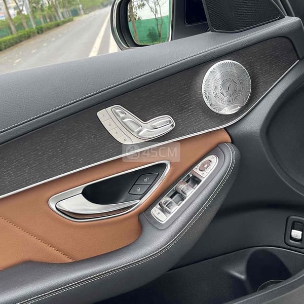 Mercedes C300 AMG Trắng Nâu 2020 Full ls hãng! - MERCEDES BENZ C-Klasse T-Modell 14