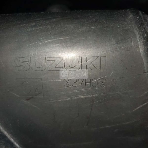 Pô xe Suzuki 650cc - Phụ tùng xe 0