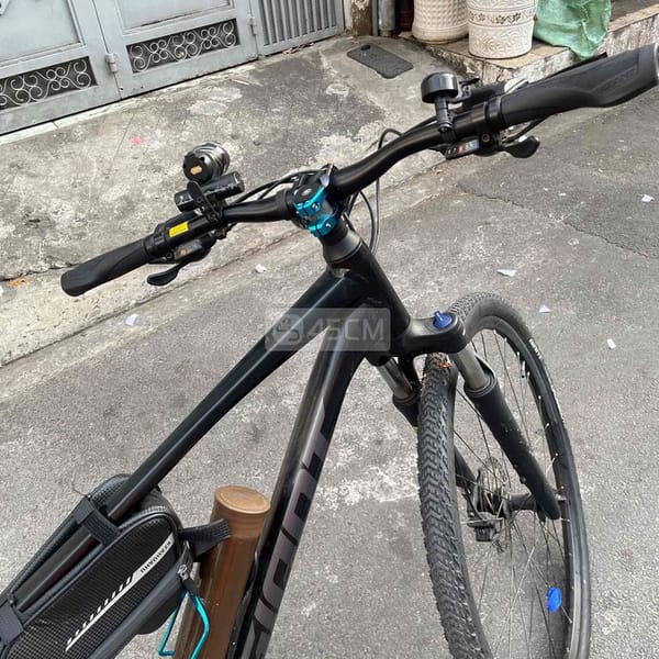 Roam 2 Quốc Tế Banh 29” Size M - Xe đạp 3
