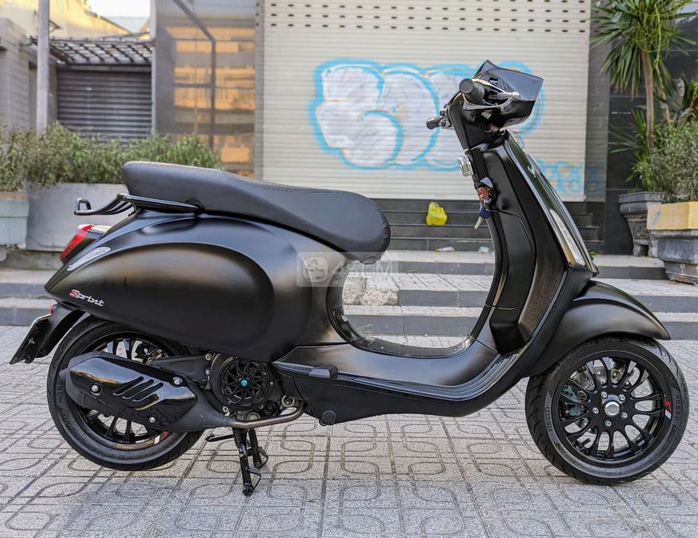 product-image-Sprint S125 Up 150 Iget Abs Màu Đen 07/2019