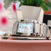 Đồng Hồ Chính Hãng Tissot Nữ Mặt khảm xà Cừ, Đính Kim Cương - Like New - Fullbox - Đồng hồ thương hiệu