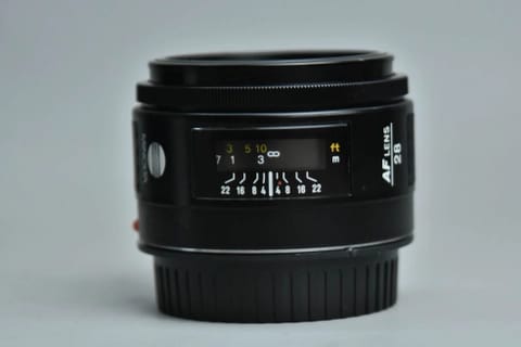 Minolta 28mm f2.8 AF Sony A (28 2.8) - Ống kính máy ảnh 1