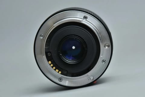 Minolta 28mm f2.8 AF Sony A (28 2.8) - Ống kính máy ảnh 3