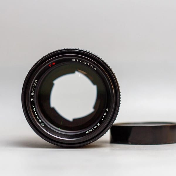 Carl Zeiss 135mm f2.8 T* Sonnar C/Y (135 2.8) 19753 - Ống kính máy ảnh 2