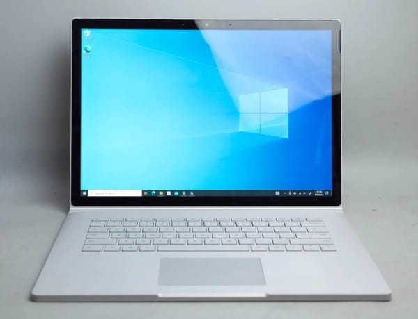 Surface Book 2 | SSD 256GB | core i7 | RAM 16GB | 15 inches GTX 1060 6GB - Surface Book series 0